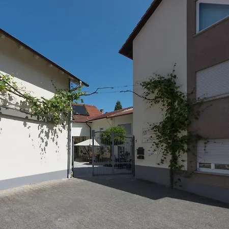 Gaestehaus Schmitt Lägenhet *