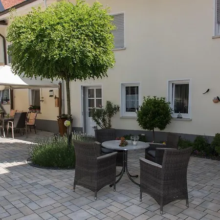 Gaestehaus Schmitt Lägenhet *